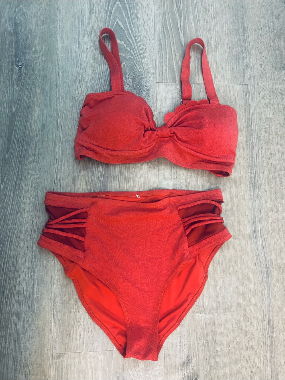Source Unknown Women’s Red Textured High-Waist Bikini Set Size 0X